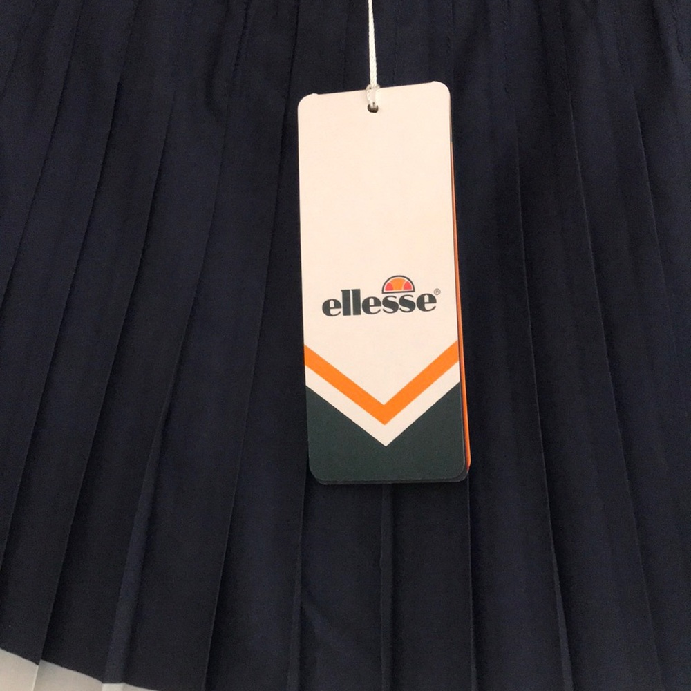 Ellesse Tennis/Golf/Pickleball Skort, NWT! - Picture 2 of 8